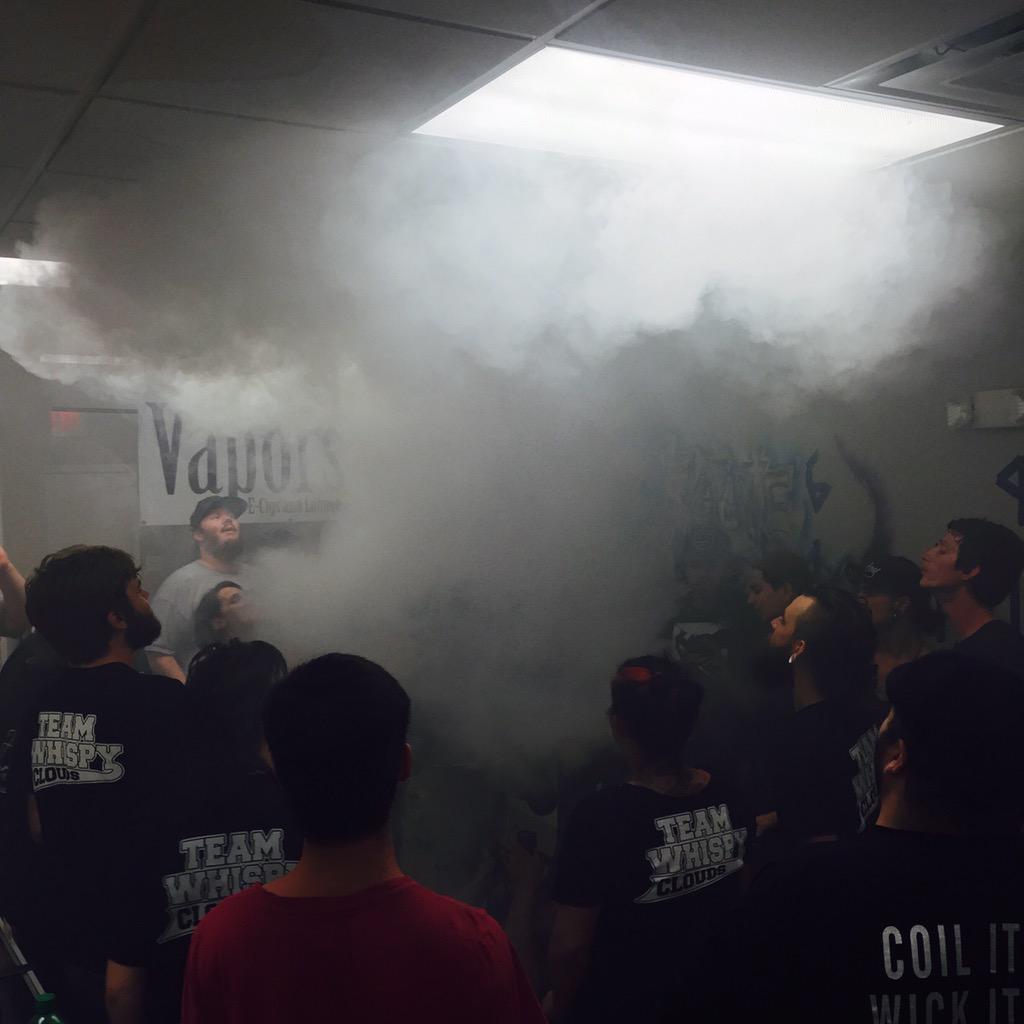 HauteVapors's tweet photo. Cloud comp was a success!! #vape #clouds #Vapor4Life http://t.co/6pl7hrYLtN