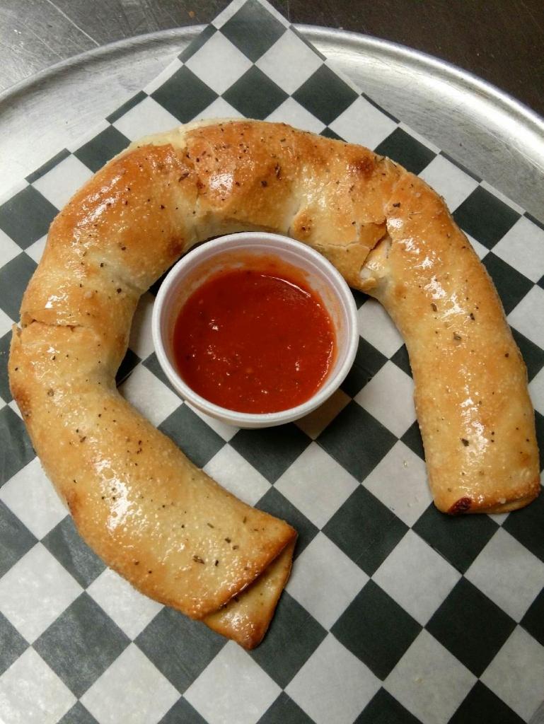 GrecosWheeling's tweet photo. Stop out for a pepperoni roll $5, all you can eat pasta starting at $8 or our 13" or 16"pizza w/ 3 toppings for $12 http://t.co/JB3wQ4R386