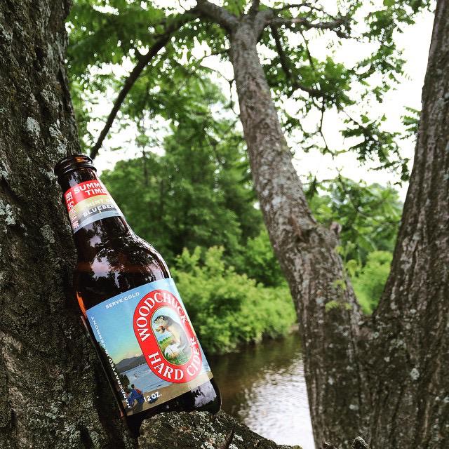WoodchuckCider's tweet image. Lake side cider! #PhotoOfTheDay #SummerTime #Cheers @_travism #Lake
