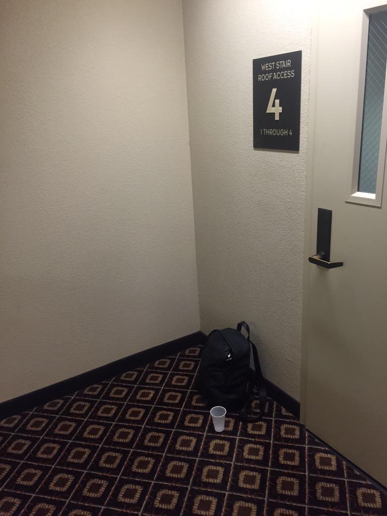 JackBaran's tweet photo. Snuck into a hotel, didn't want to pay for a room, slept in the stairwell, woke up &amp; copped their free breakfast http://t.co/rSMUGtkDfv