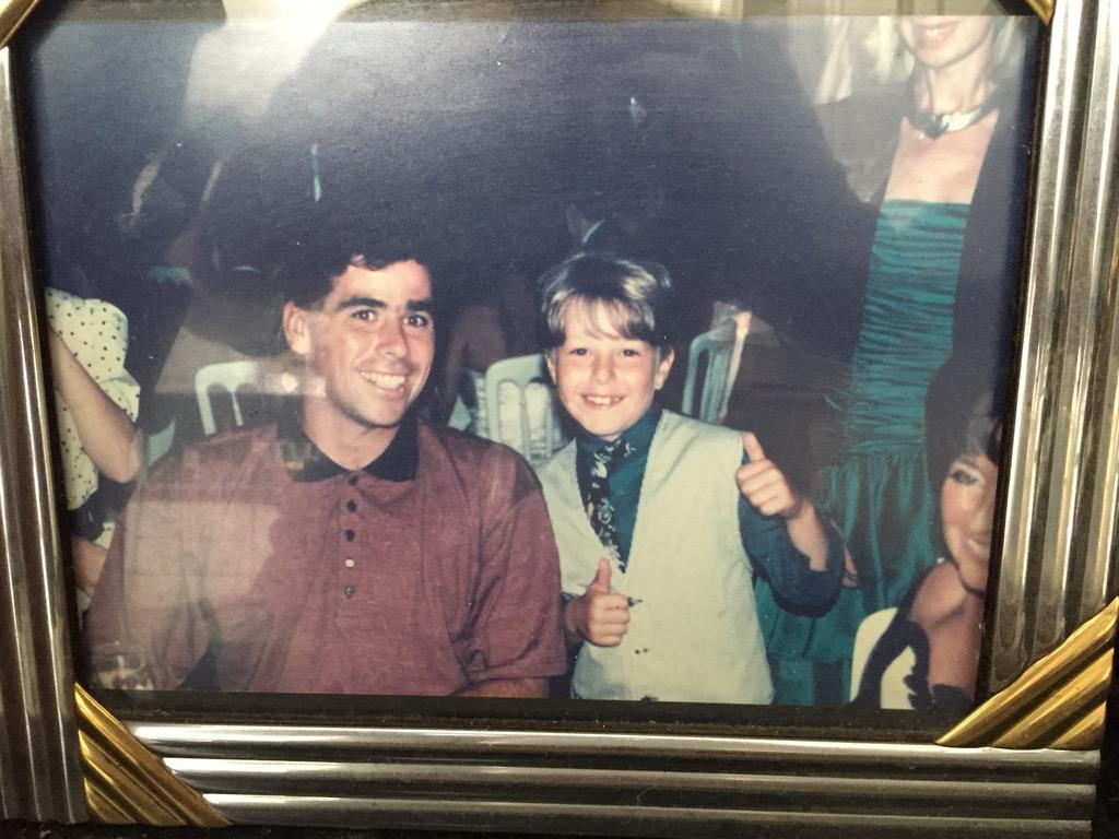 Yours truly pictured alongside #MUFC alumnus (89-92) <a href="/NeilWeb59375907/">Neil Webb</a> at @Lee_Gabbie's Bar Mitzvah circa 1990
