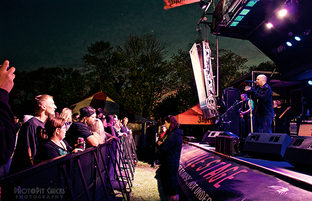 NationalRockRev's tweet photo. Finger Eleven in Franksville, WI
http://t.co/tvYuR6QHZS
@Finger_Eleven
@Official_ALY
@ImperialFall1
@Route20Outhouse http://t.co/aWuQaGOw0P