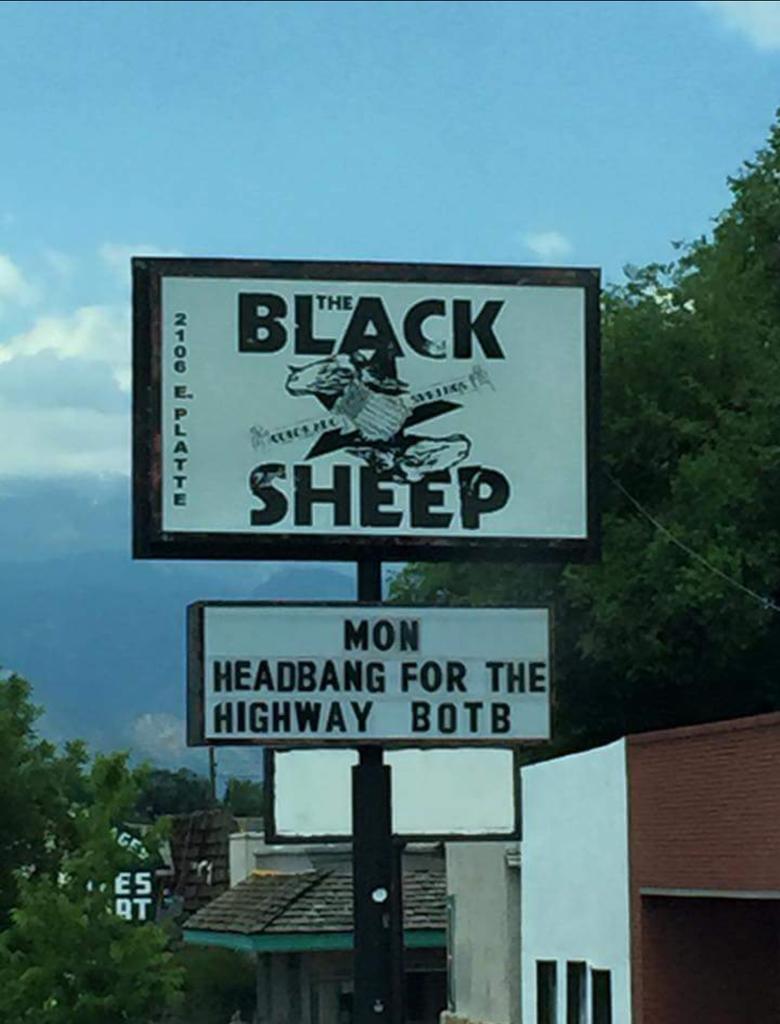 LAMBBED777's tweet photo. BATTLE OF THE BANDS TONIGHT! DOORS OPEN AT 5 AND TICKETS ARE $10!! THANK YOU TO ALL WHO SUPPORT LAMB BED!!#LAMBBED http://t.co/VaeEgdMji8