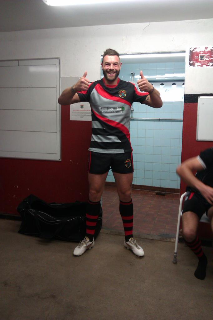 gavin close tweet media