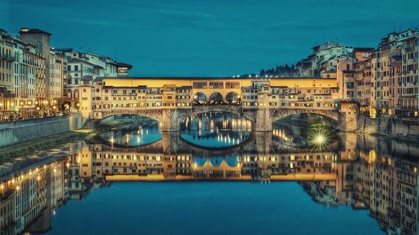 _Paisajes_'s tweet photo. Ponte Vecchio puente medieval sobre el río Arno en #Florencia #Firenze #Italy http://t.co/mIlMpjPAdP