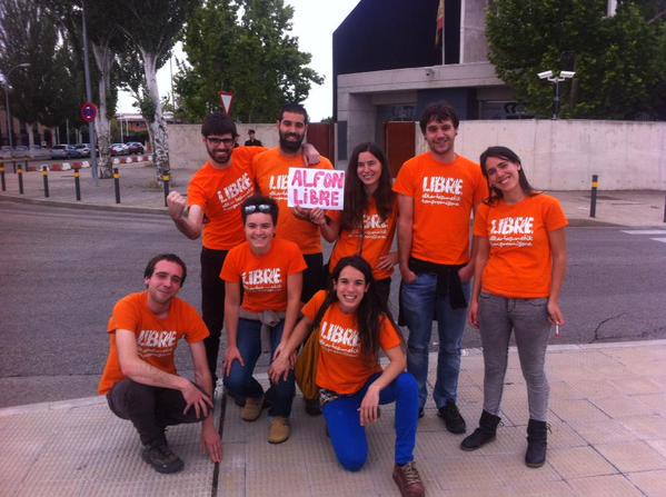 Iraitz ta Ernaiko 7kidiak absolbidu ditxue!
Zorionak!Kristonak zate!Oin lanian jarraitzia tokatzen jau! #9akerelibre