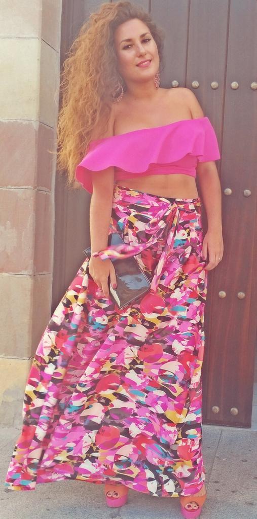 lauragallego_of's tweet photo. Pude lucir así en mi último evento gracias a mi personal shopper @maria_comentame !Es d bien nacido ser agradecido,TQ http://t.co/sjJ8bJiOi8