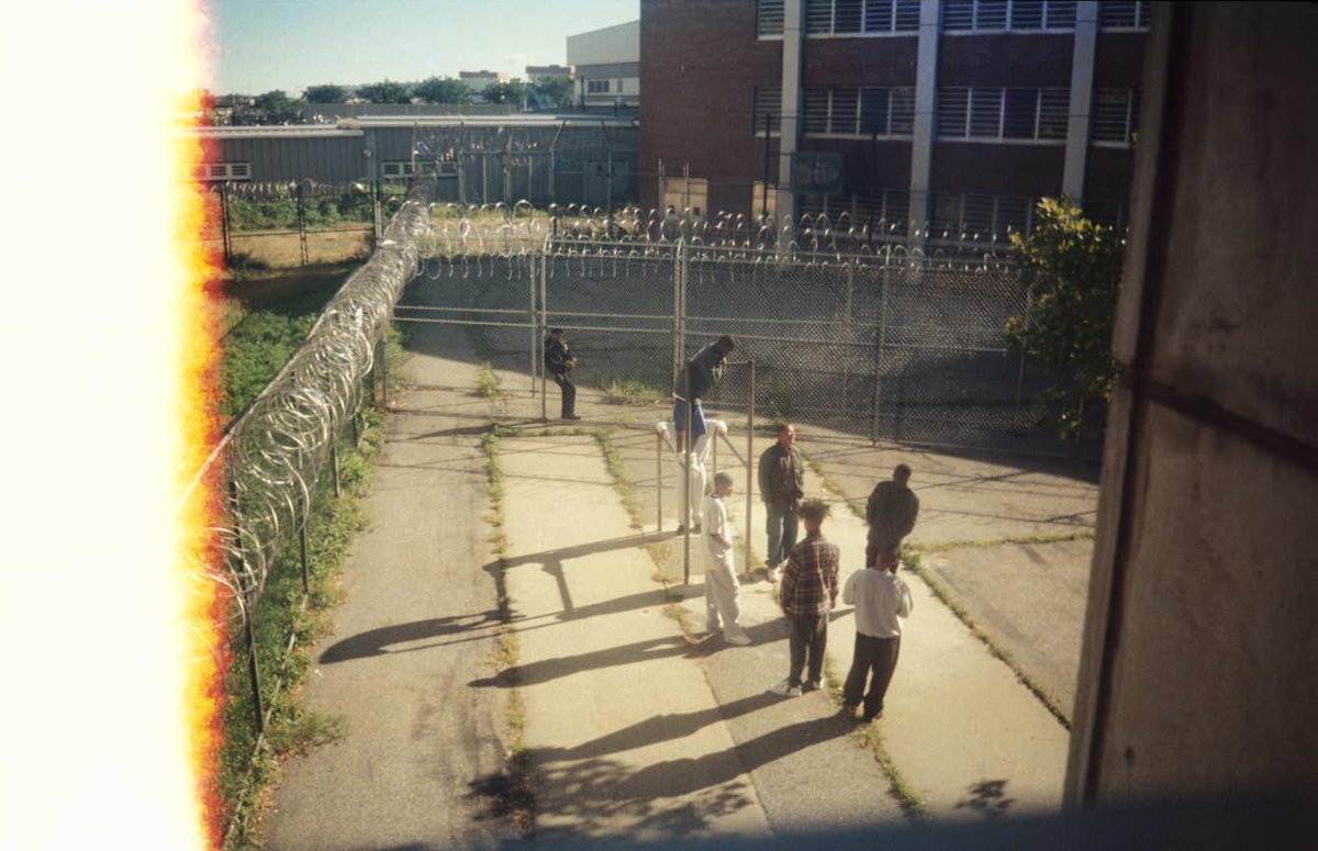 Through the lens of a guard: NYMag slideshow of <a href="/PrisonTales/">Tin</a>' non-sanctioned Rikers photos. nymag.com/daily/intellig…