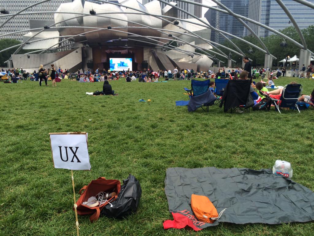 uxbookchicago's tweet photo. No rain yet! For those looking for us in Millennium Park tonight, here is our view: http://t.co/J3LCIeAC2U