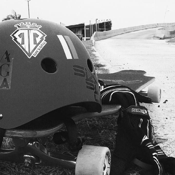 rockking_inter's tweet photo. Vive y viste con estilo .... apoya lo nacional #panama #surf #skate http://t.co/vJUtd9fvdE