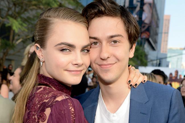 TeenVogue's tweet photo. Cara Delevingne Talks @PaperTownsMovie, from On-Screen Makeouts to Cast Antics: http://t.co/biPtFR9Wsf http://t.co/ungphRIb6K