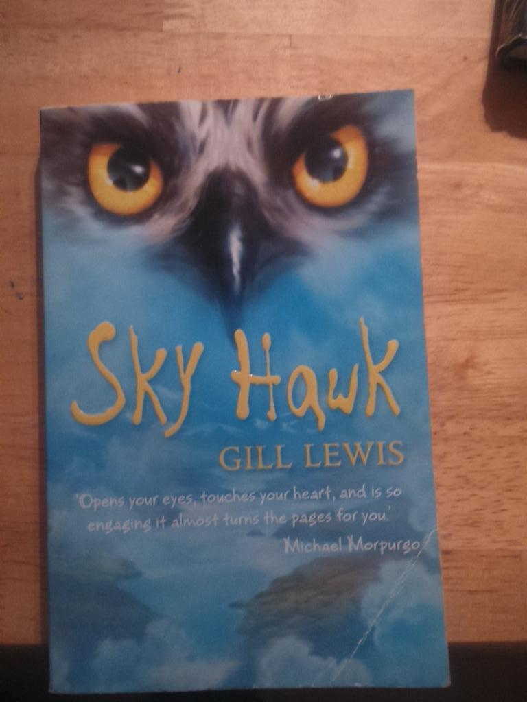 Dan13078667's tweet photo. Onto the next book for summer reading!  #keen http://t.co/ly1SmgMUjp