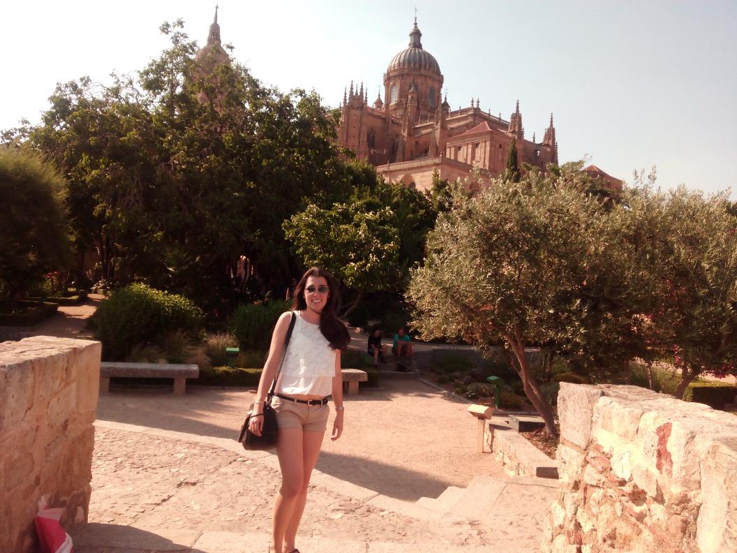 LMC_95's tweet photo. Ruta turística por Salamanca, comidita y compras con mi compi @BeaGonzalezM  😄 http://t.co/lbx8WNSQbO