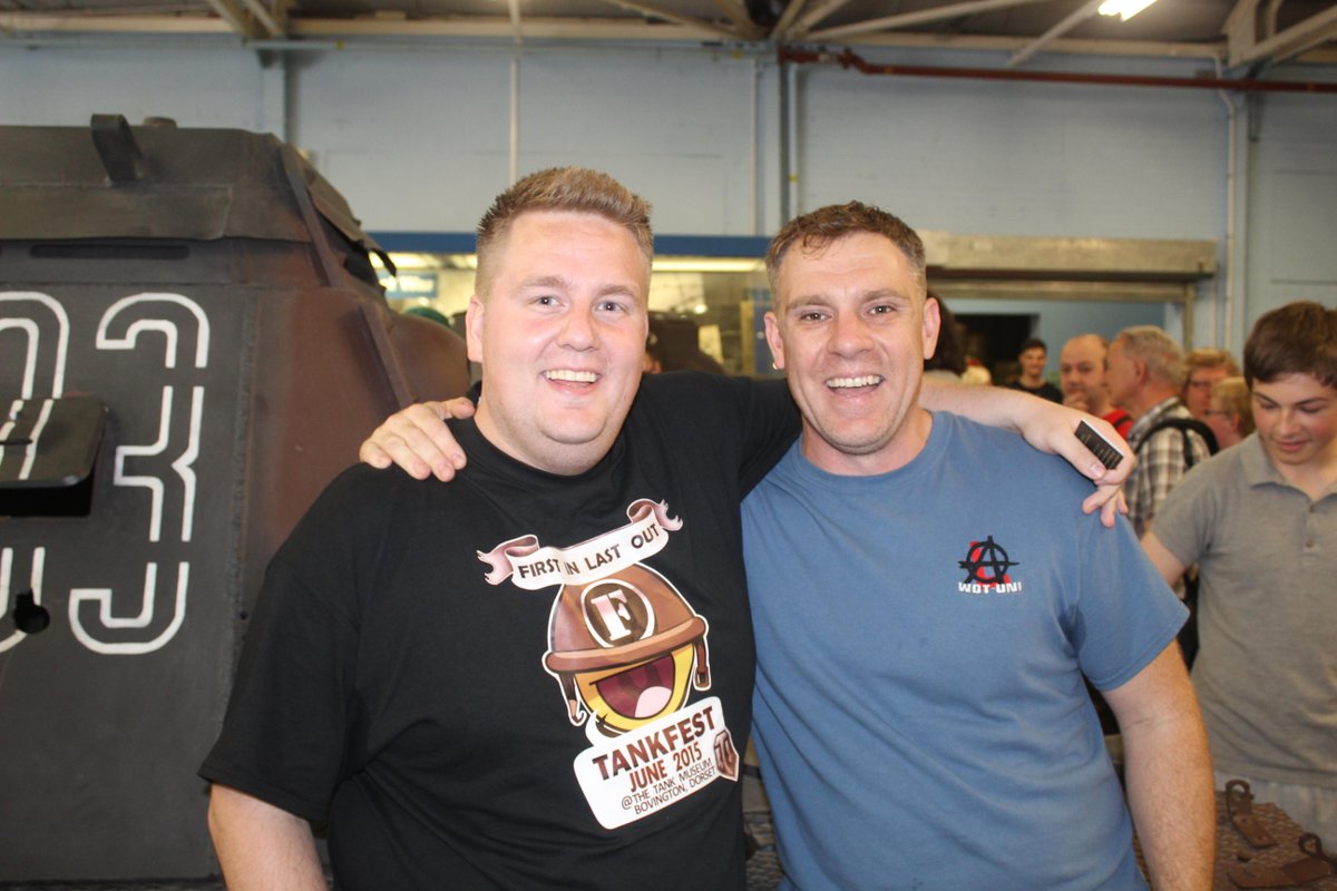 Cathril1986's tweet photo. @SirHavocTv Hey Buddy, Was really nice meeting you at #tankfest2015 Will play some games soon again! http://t.co/XaXASGhP97