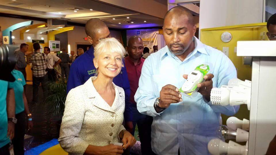 myJPSonline's tweet photo. Our Digital Energy Timer available in the #JPSeStore was designed by Jamaican innovator Jackie Stuart. #JAEExpo http://t.co/jKMbGxZ1TK