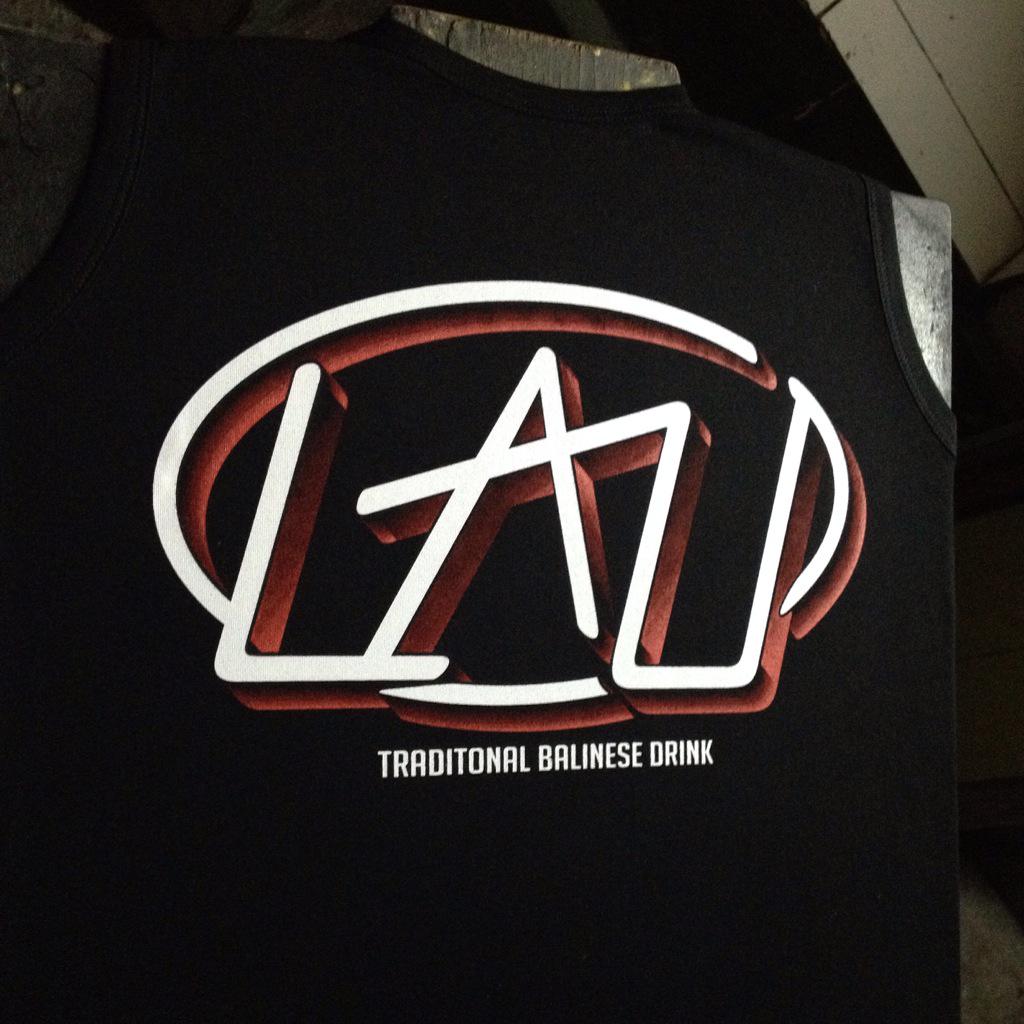 Made to order tshirt, jacket, hat, poloshirt ---> 081805692053
Facebook : fineapple industrie
Bb : 2BAF86AC