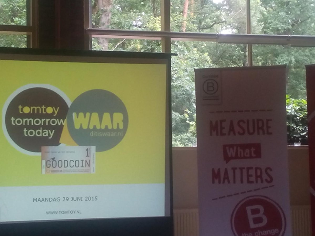 tomtoy_NL's tweet photo. Vandaag #Tomtoy crowdfunding presentatie gegeven bij #BCorpNL Community Event @BetterFutureNL @ditisWAAR @BCorpEurope http://t.co/8lZK5J29we