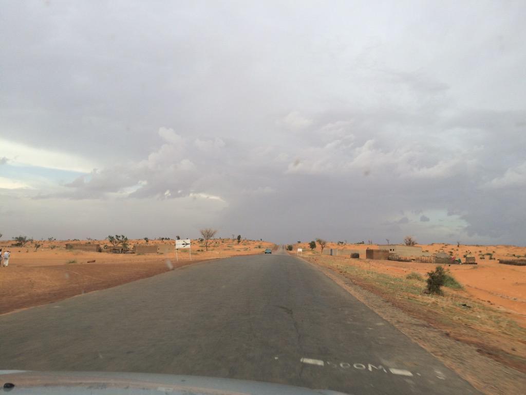 naser4349's tweet photo. النيجر .. الاجواء قبيل الإفطار http://t.co/Wi0YPY3YL8