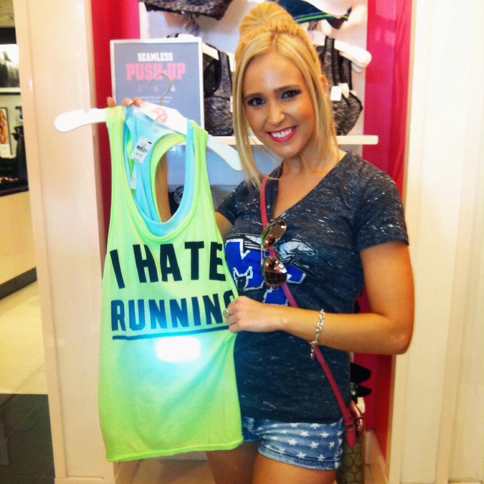T_Rig34's tweet image. My exact thoughts...this shirt is so me 💕☺️ #runninglateismycardio #victoriasecret