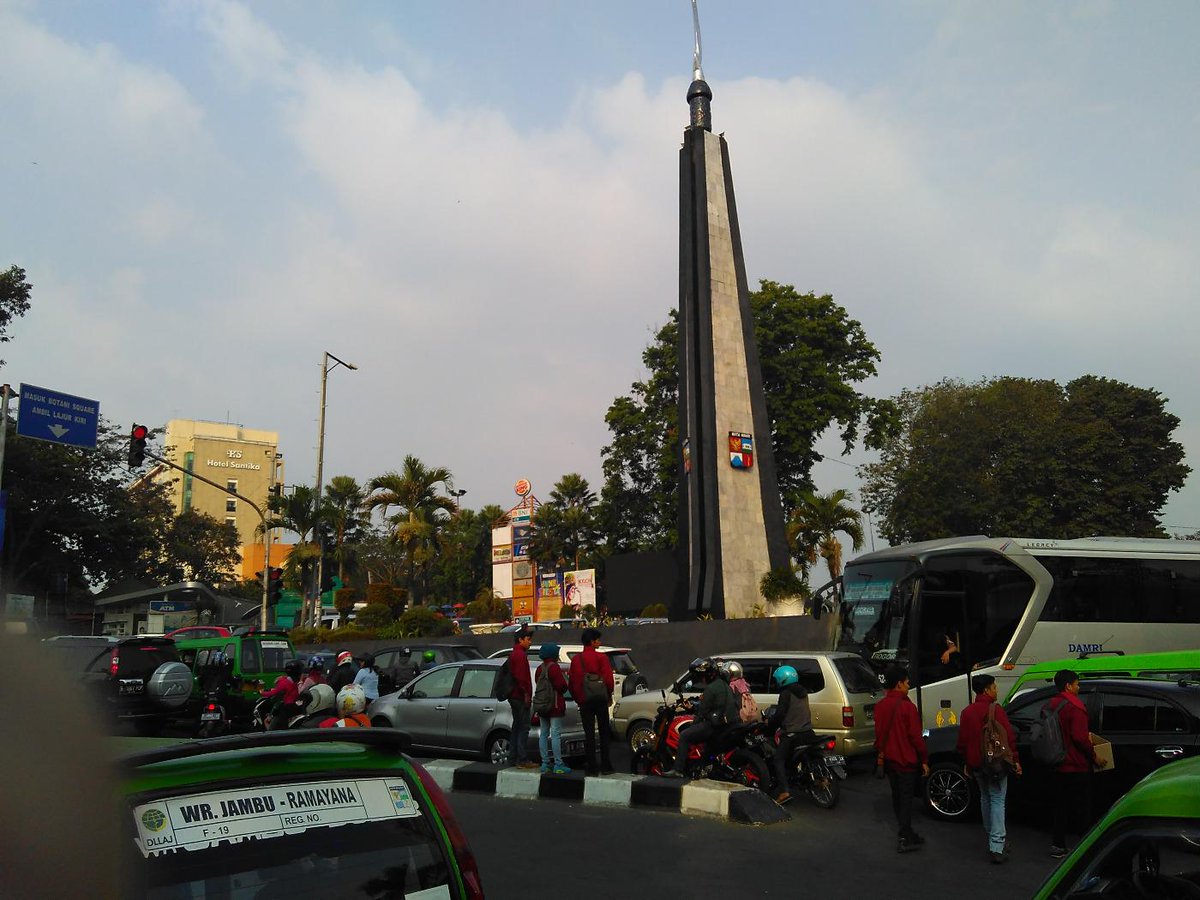 Wih wih semangat yah kemaren sore ngecrek nya si semut merah, sekarang gaboleh kalah semangatnya ayokkk!