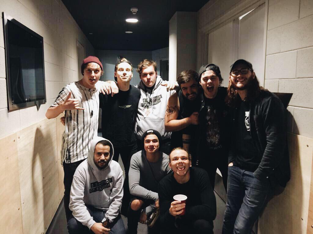 Ashton5SOS's tweet image. Thanks for being a great vibe and awesome dudes on the tour @State_Champs good luck in the future! See you soon! 🎸❤️