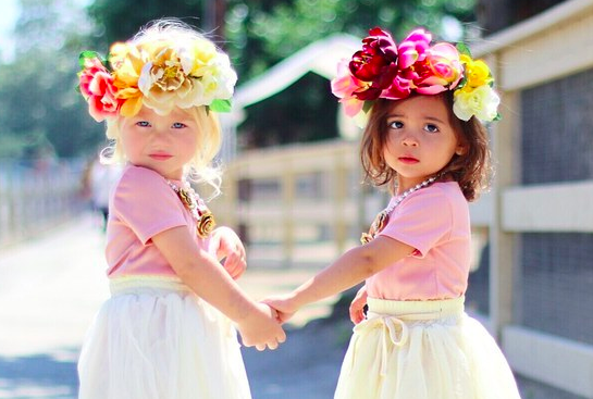 Meet the 2-year-old BFFs who are taking the fashion world by storm bzfd.it/1efGACl