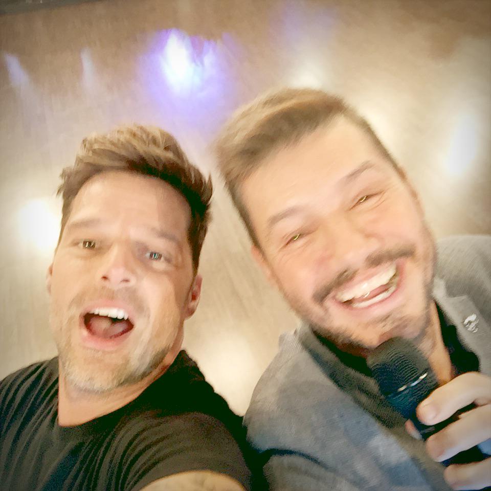 pxulfy's tweet photo. Divino,Gracias por venir acá!!
Un placer verte..
#Showmatch  #RickyMartin ❤ http://t.co/LZ1kVVZ317