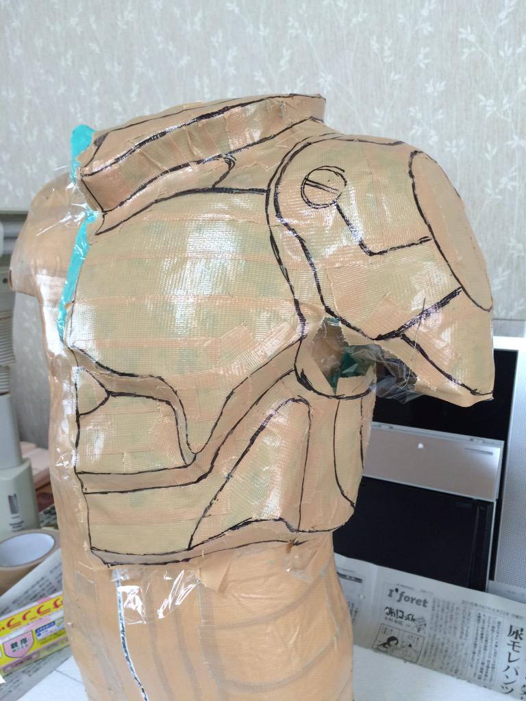 ザキオグラフ ザ ワールドでした G Llen7 この安い粘土 だと かなり柔らかめなので 細かい型を作るなら 硬めのレオン油土か工業用粘土 Nsp等 を使った方がいいかもしれません Twitter