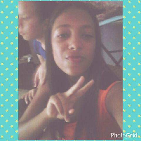Chiquiii23's tweet photo. #Epaleee😗✌
Eliana y tu atras😂 http://t.co/v56H2RsKW6