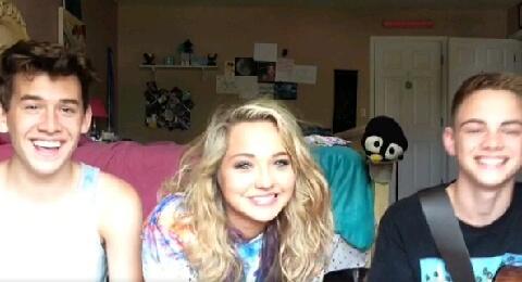 allysonsbrooks's tweet photo. #TCGFam http://t.co/YErw0xcEYa