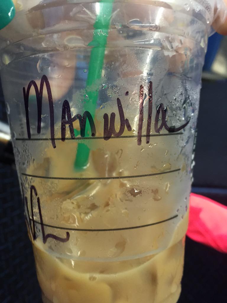 ManuAlcalaS's tweet image. What the does this even mean?? @Starbucks #starbucksproblems