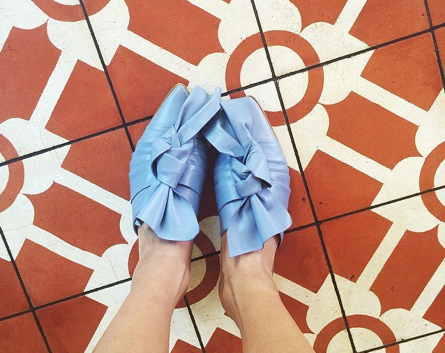 Aparicionmag's tweet photo. 10 of the Best Fashion Instagrams: http://t.co/dl7yvi0qUg http://t.co/ejleUHEcov