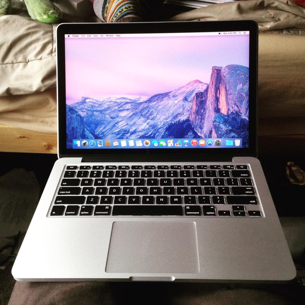 DanKeding's tweet image. Grad gift 😍