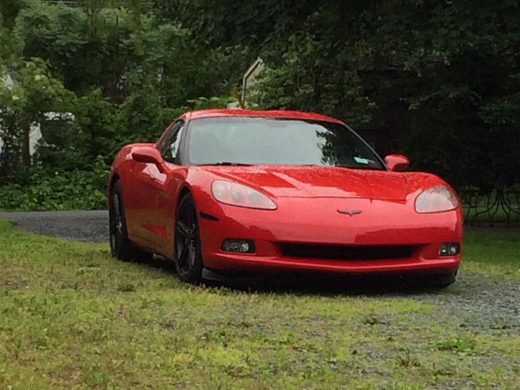 mjbkustomz's tweet photo. Out with old in w the new#corvette#plastidip#c6#mjckustomz#yeabuddy http://t.co/jRhUVT3dRB