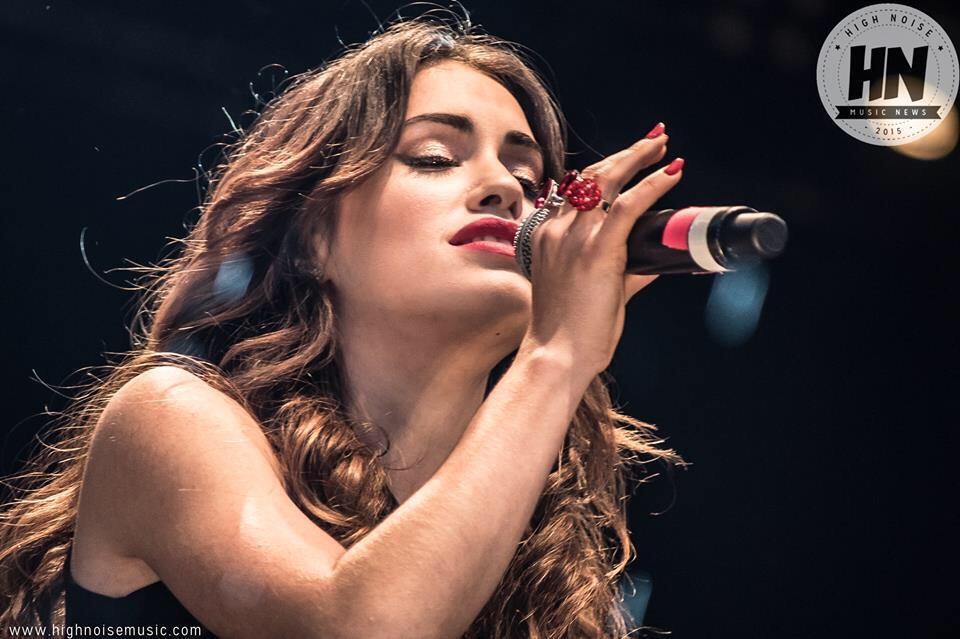 nikksoaress's tweet photo. TREMENDA las fotos del sábado 💥💞👈🎊 cc @laliespos @ricky_martin http://t.co/hojMjNgbjl