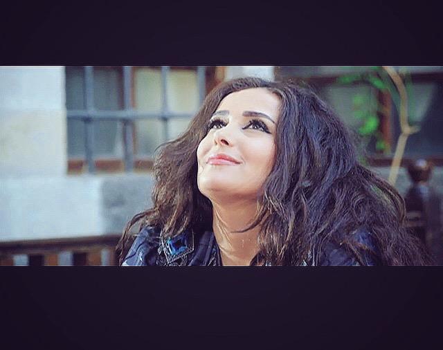 foffo30's tweet photo. @foffo30: مسلسل #باب_الحارة الحلقة ١٣ شويات وانزلها لكم #باب_الحارة_الجزء_السابع رتويت 🌸🌸 http://t.co/Vpn9fw7mFj
