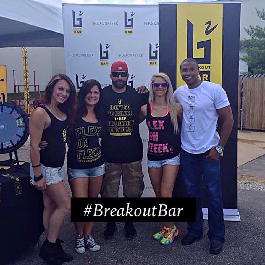 BreakoutBar's tweet photo. The #BreakoutBar squad at #SummerSmash this past weekend. HUGE THANK YOU to Cody Klein and the entire 1stphorm crew! http://t.co/CoRDWGlVnd