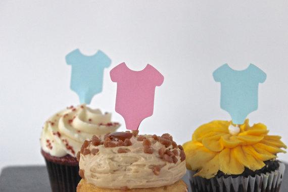 PowderAtelier's tweet image. Cutest Onesie #Cupcake toppers - perfect for a #genderreveal #party buff.ly/1Km0dVL