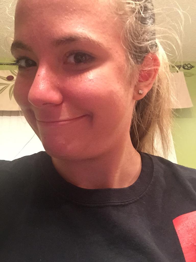 Leighow50's tweet photo. What is wrong with my friends?!
#RTards http://t.co/8irtiara8T