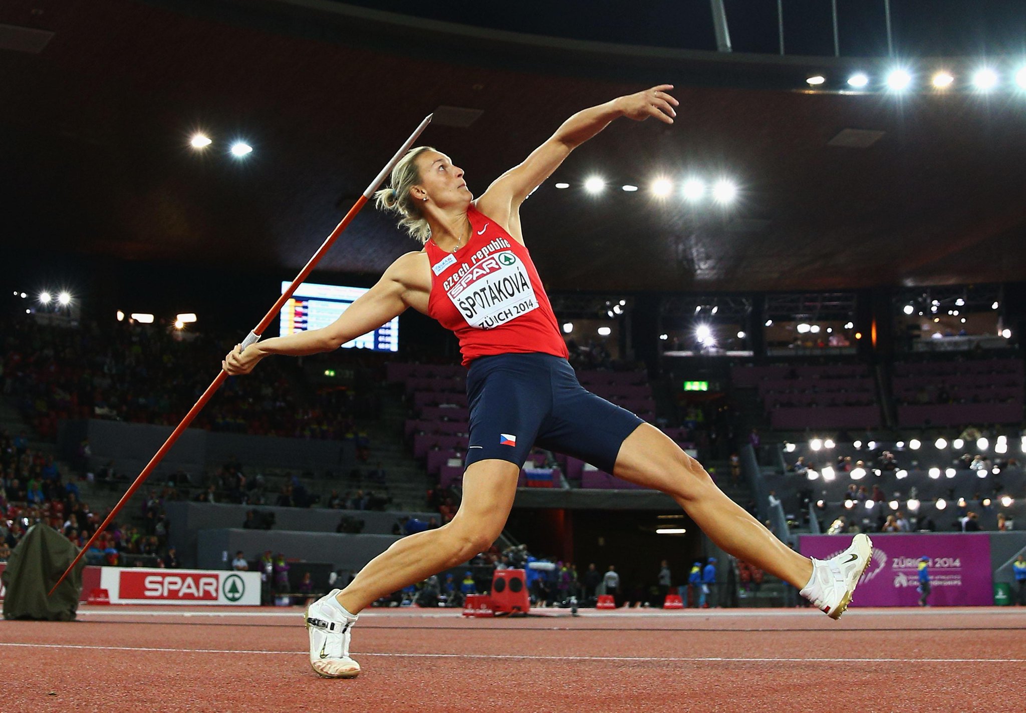 Happy birthday to javelin world record holder Barbora Spotakova! 