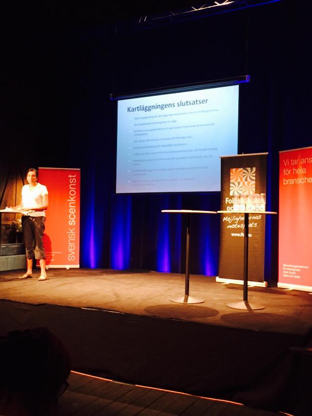 Karen Austin: Kommunerna måste arbeta ännu mer aktivt m föreningslivet.  <a href="/FHP_riks/">FolketsHusochParker</a> #kultalm15 #mötesplatser