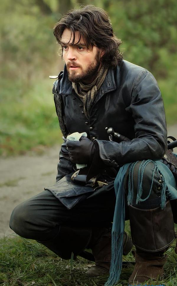 Today is the Birthday of one of the most talented and handsome british actors.
HAPPY BIRTHDAY TOM BURKE 