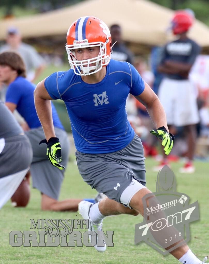 MSGRIDIRON's tweet photo. Madison Central TE &amp; Arkansas commit Grayson Gunter at the @Medicomp7on7. 6'5 230. http://t.co/EYGVYH5Dv2