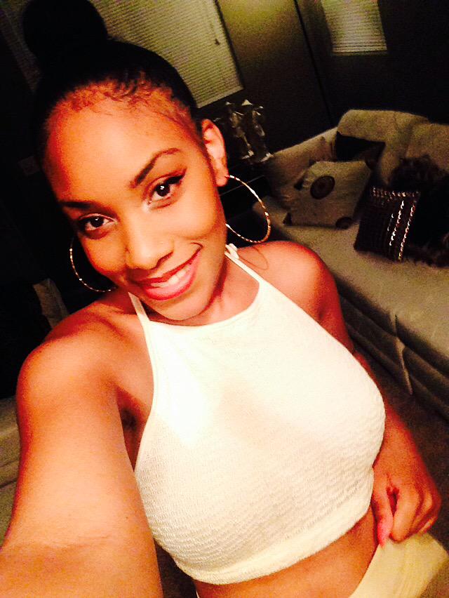 WeAllNeedCash's tweet photo. @tKOs_way #NonMixed 😋 http://t.co/6U81nkLhSL