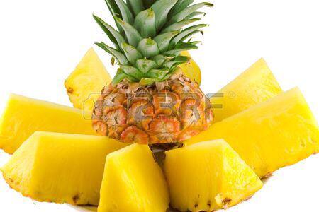 Dag topper!!!! Verse gesneden zoete ananas 3 bakken slechts 2,99 rt rt en maak kans op 3 bakken ananas