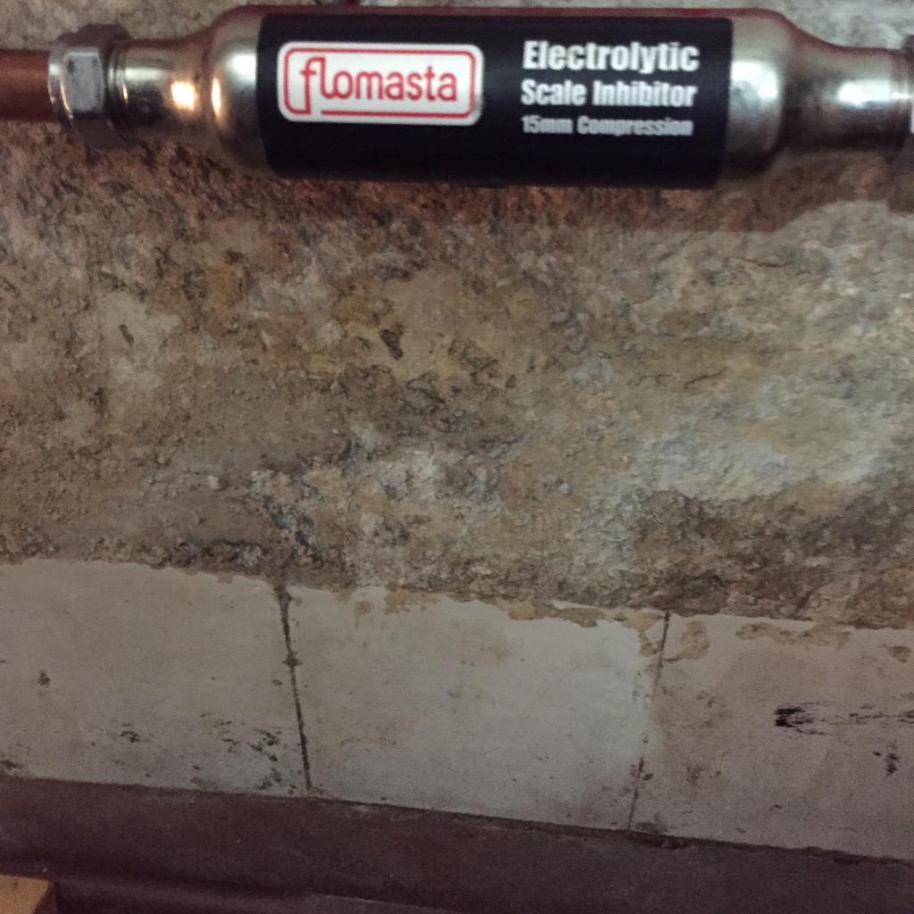 SamPlumbHeatGas's tweet photo. Scale inhibitor highly recommended in hard water areas when you don't have a water softener,Call today for a quote http://t.co/24Nm4lRFnl