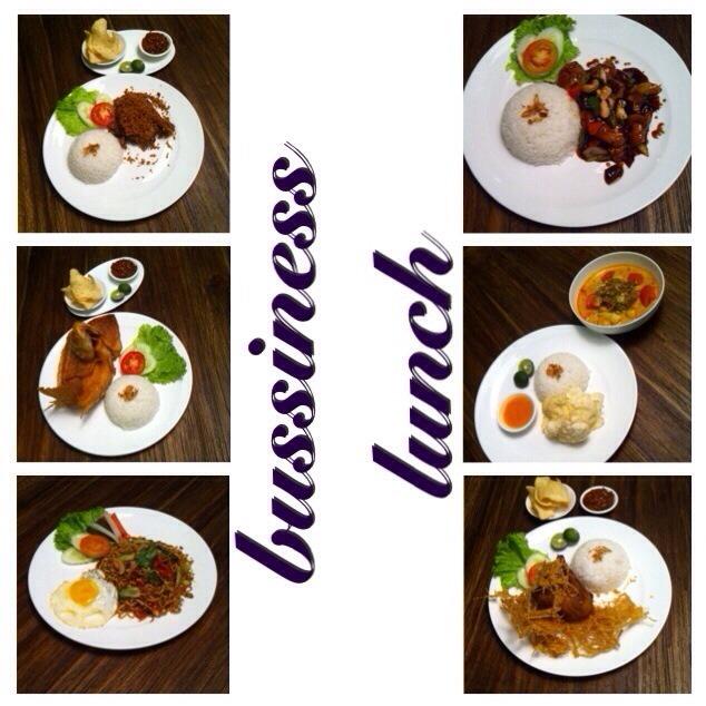Ini dia beberapa menu Bussines Lunch nya, ayokkk mampir hanya sampai jam 2 ini.