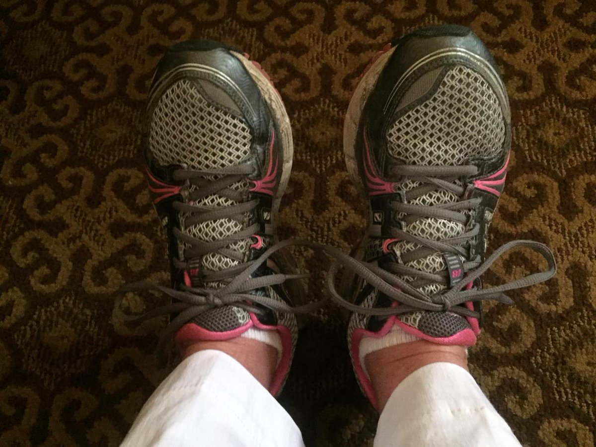 PiPhiRegion4's tweet photo. #HappyFeet #ReachingNewHeights #HoltHouseBound #SafeTravelsR4Angels http://t.co/jBCDHJt4IP