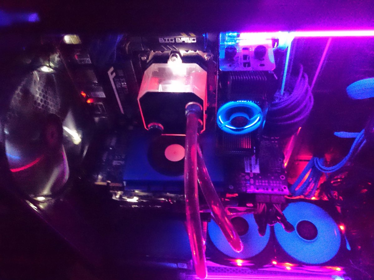 IcComputers's tweet photo. #assembleur #pc #gironde @IcComputers Votre Pc Sur Mesure Avec De Vraies #Garanties... @Viesearch http://t.co/E5HRXq1Eh7