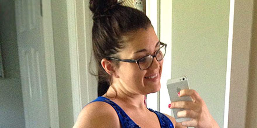 people's tweet photo. Prepare to happy-cry! Kaitlyn Smith blogs about wearing jeans after skin removal surgery http://t.co/SBFCQ2UUeJ http://t.co/pCZr7ZDjVt